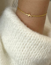 Charger l'image dans la galerie, Bracelet Croix - couleur du fil au choix