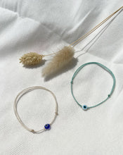 Charger l'image dans la galerie, Bracelet Grigri blanc Homme - couleur du fil au choix