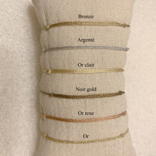 Charger l'image dans la galerie, Bracelet Grigri bleu - couleur du fil au choix