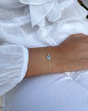 Charger l'image dans la galerie, Bracelet Grigri blanc - couleur du fil au choix
