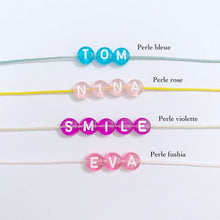 Charger l'image dans la galerie, Bracelet Word enfants - personnalisable (perle de couleur)
