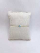 Charger l'image dans la galerie, Bracelet Grigri blanc - couleur du fil au choix
